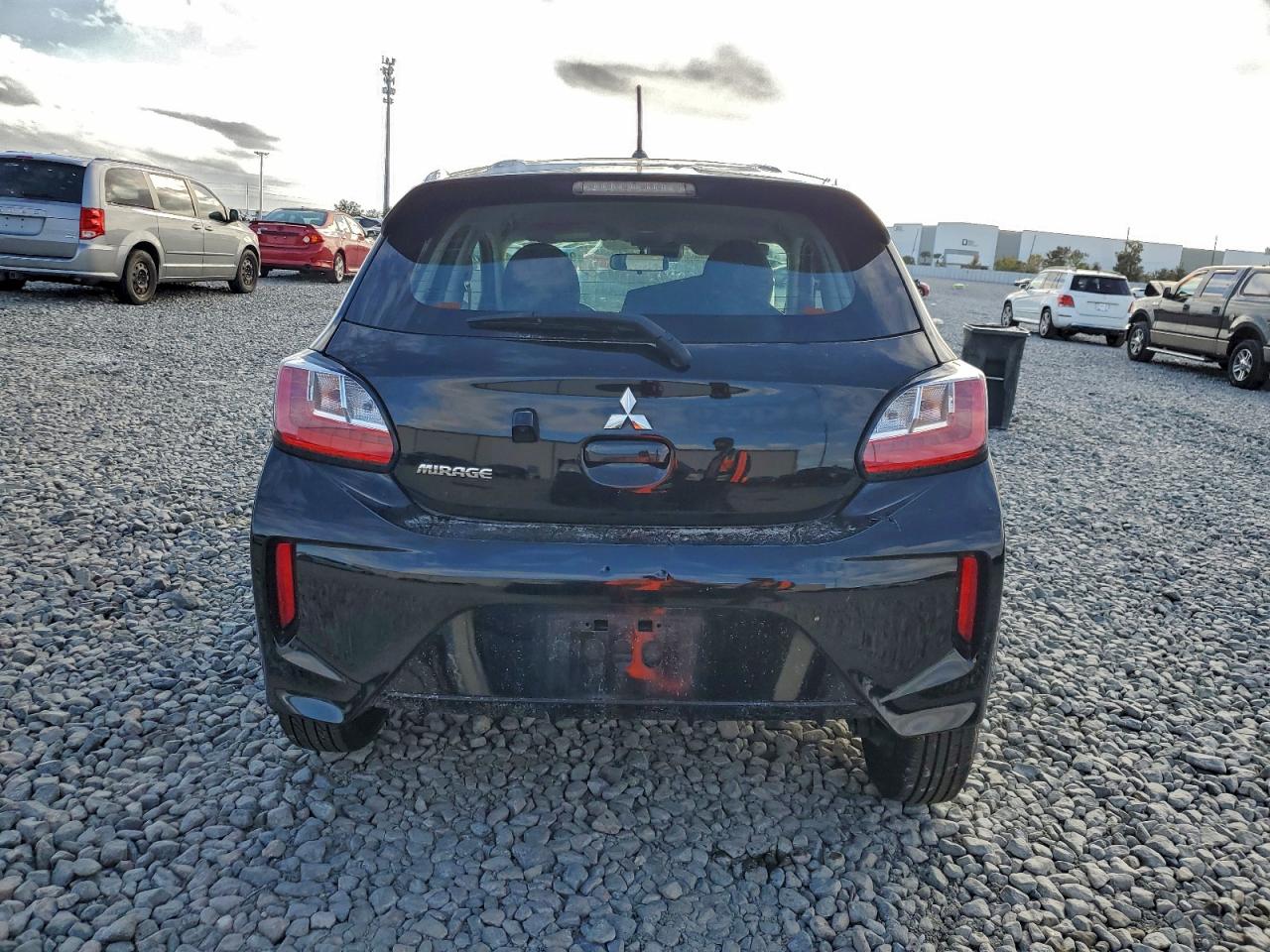 2024 MITSUBISHI MIRAGE ES photo 6