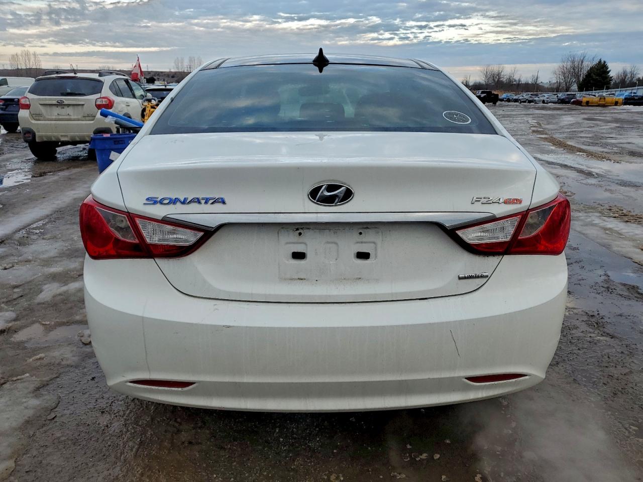 2012 HYUNDAI SONATA SE photo 6