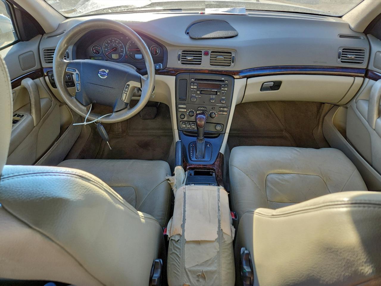 2004 VOLVO S80 2.5T photo 8