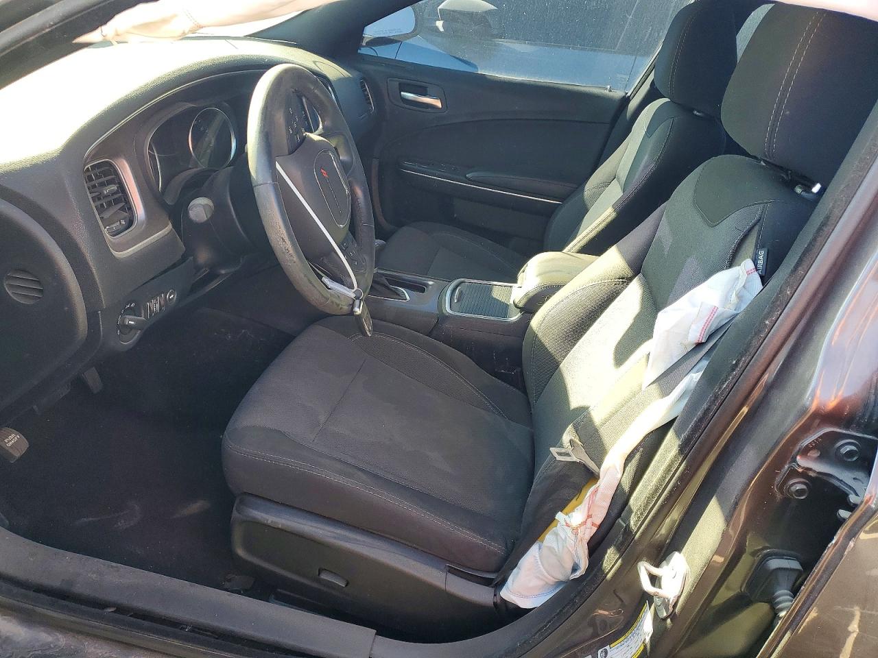 2016 DODGE CHARGER SE photo 13
