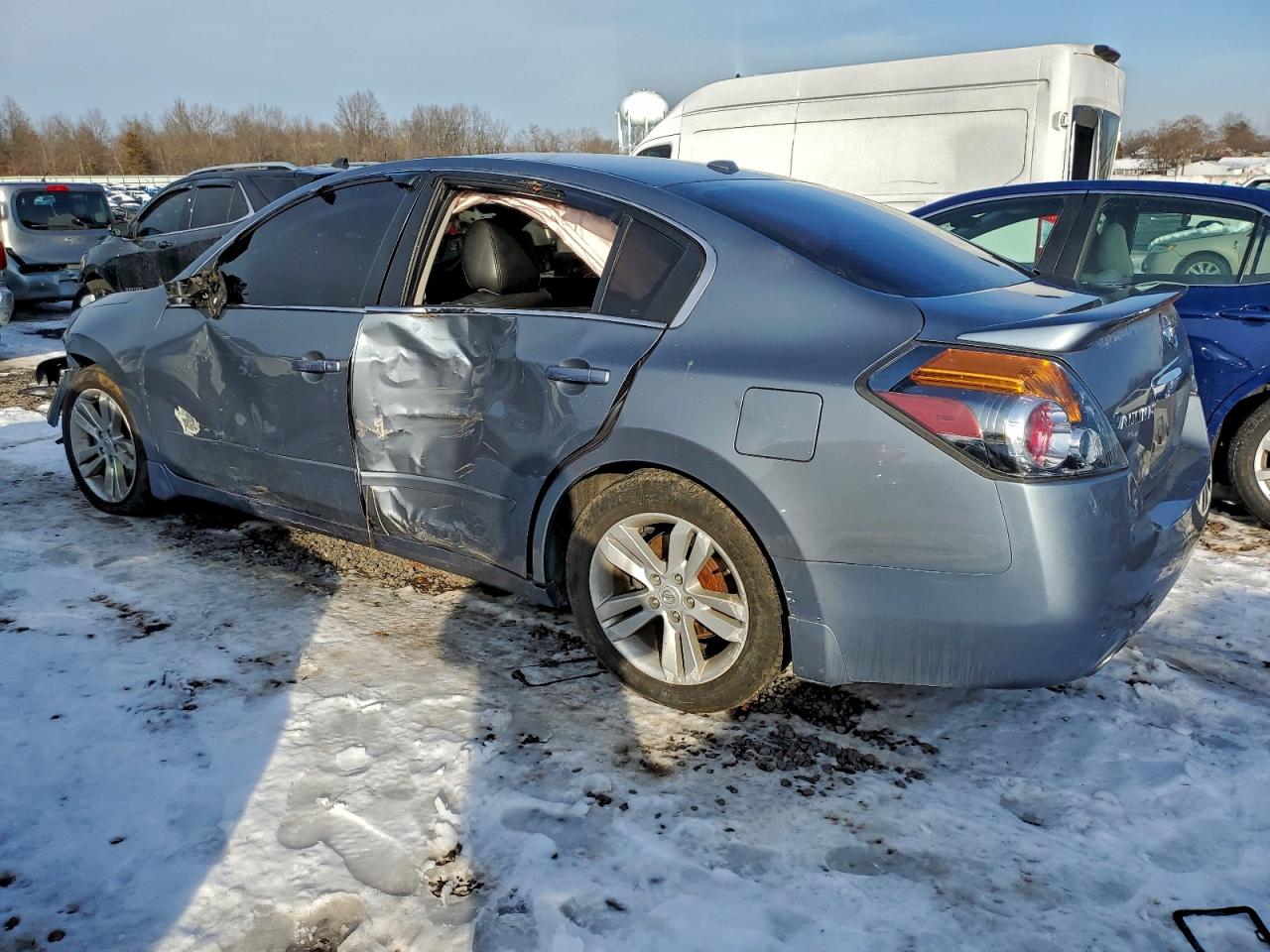 2011 NISSAN ALTIMA SR photo 2
