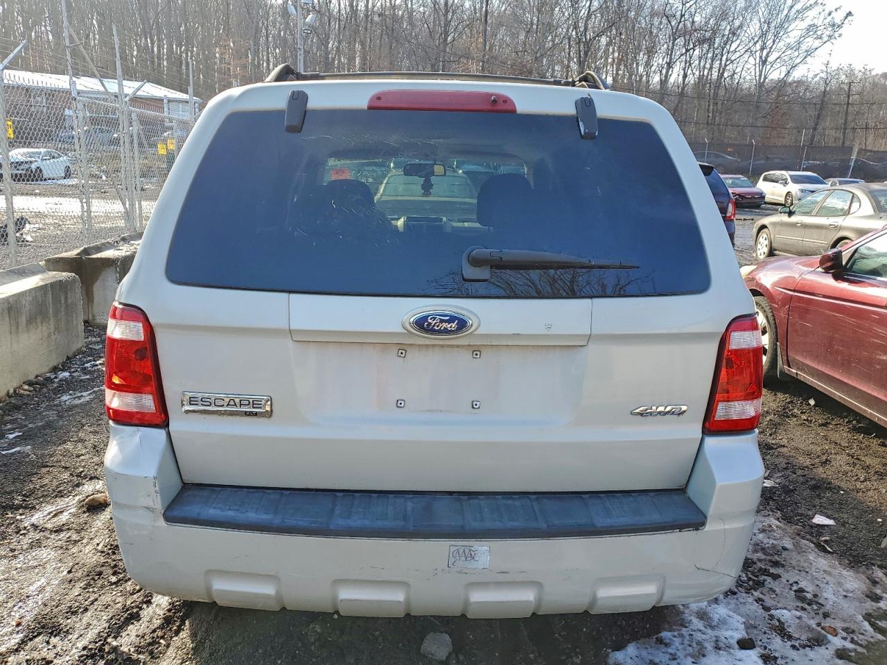 2008 FORD ESCAPE XLT photo 6