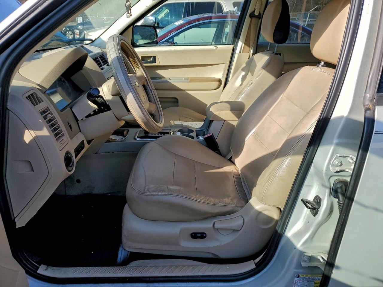2008 FORD ESCAPE XLT photo 7