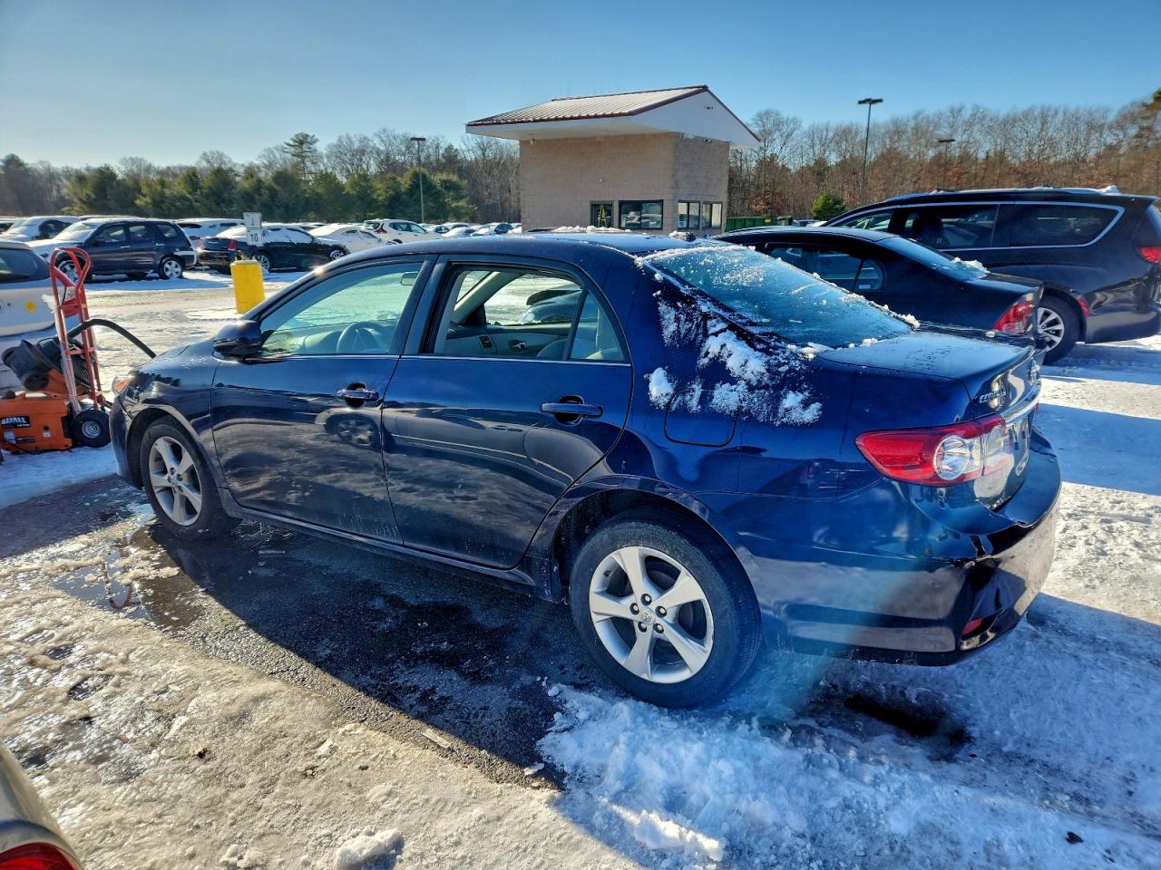 2013 TOYOTA COROLLA BASE photo 2