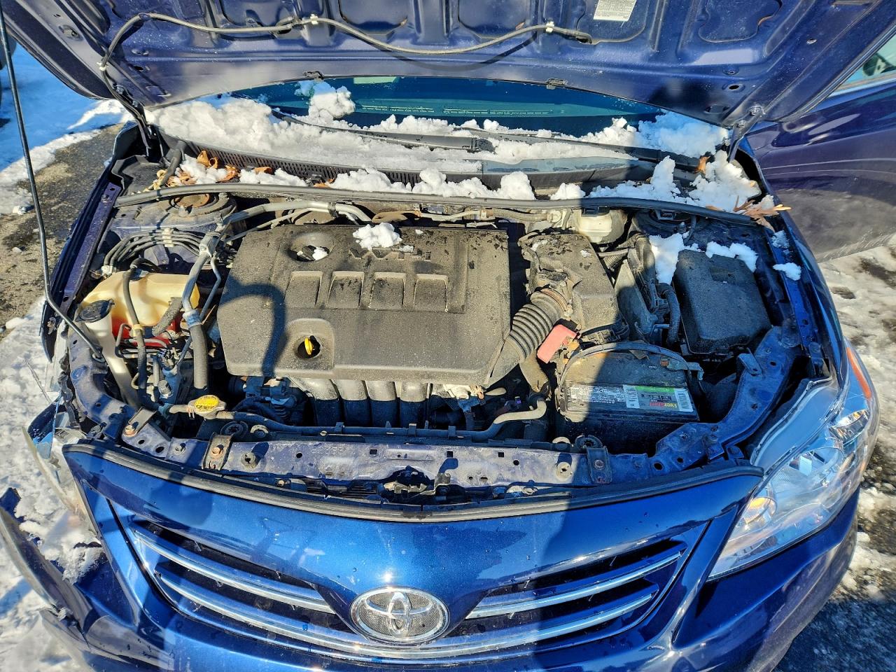 2013 TOYOTA COROLLA BASE photo 11