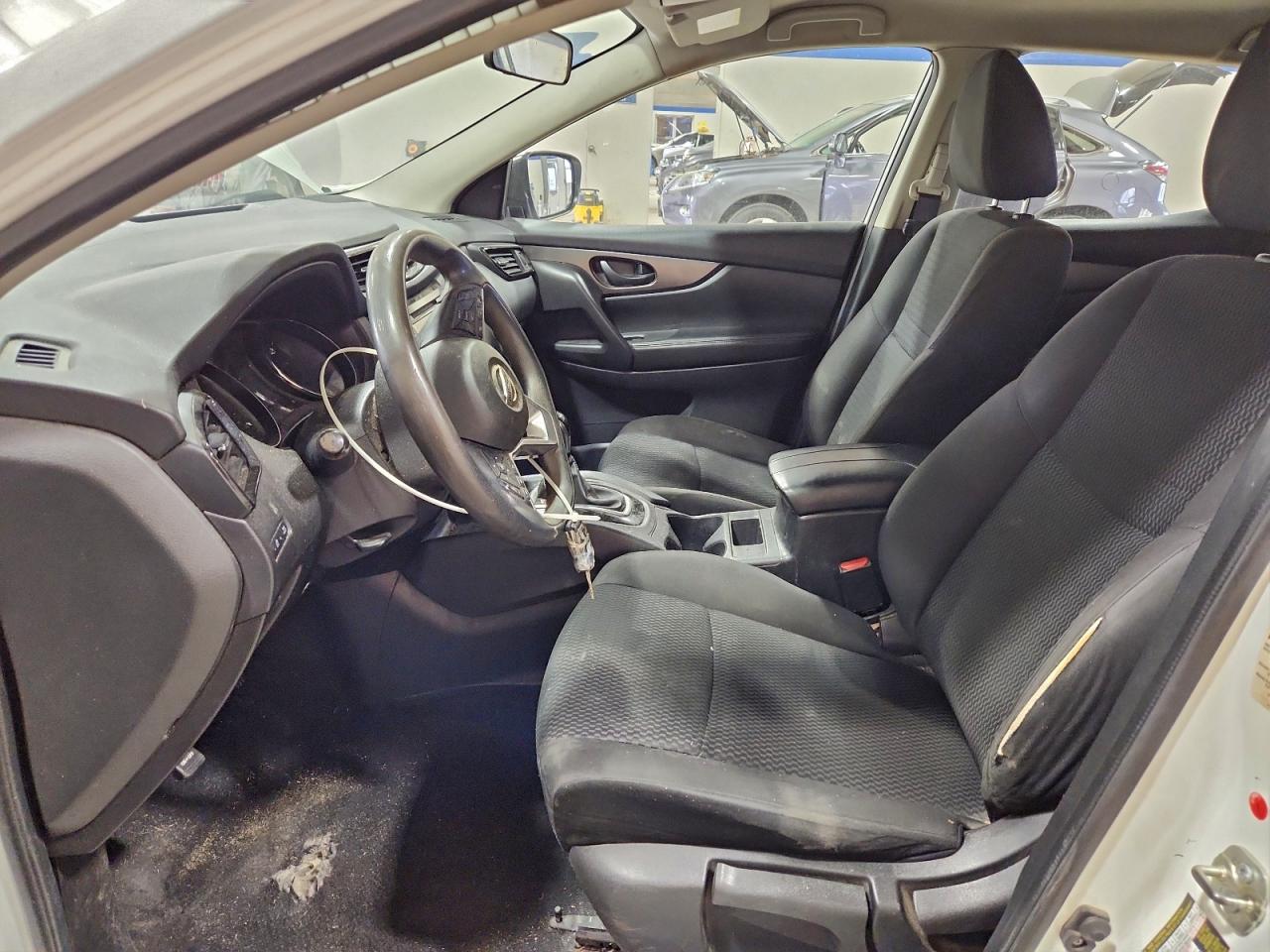 2019 NISSAN ROGUE SPORT S photo 7