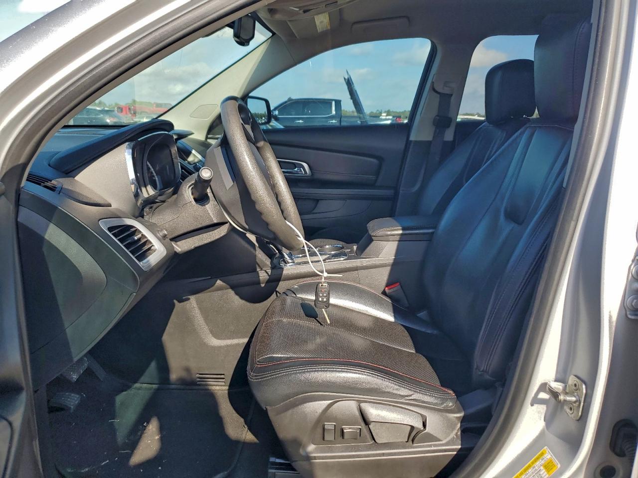2017 GMC TERRAIN SLE photo 7