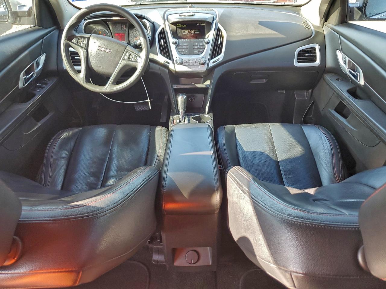 2017 GMC TERRAIN SLE photo 8