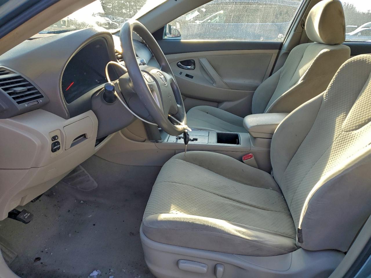 2009 TOYOTA CAMRY BASE photo 7