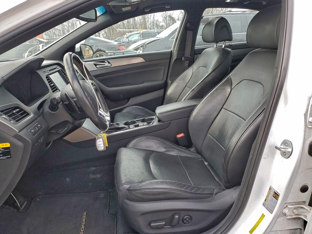 2017 HYUNDAI SONATA SPORT photo 7