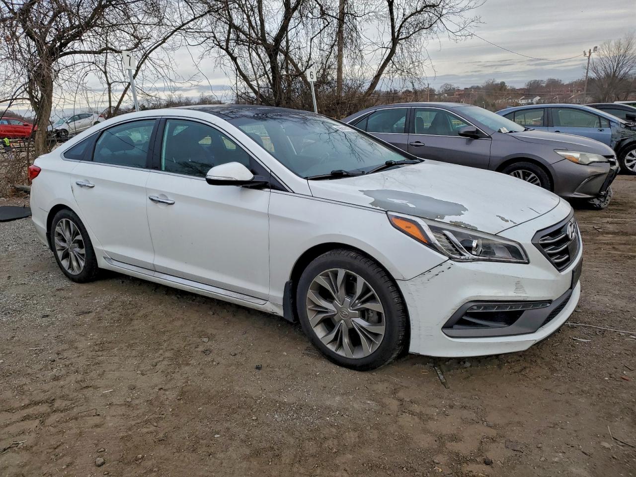 2017 HYUNDAI SONATA SPORT photo 4