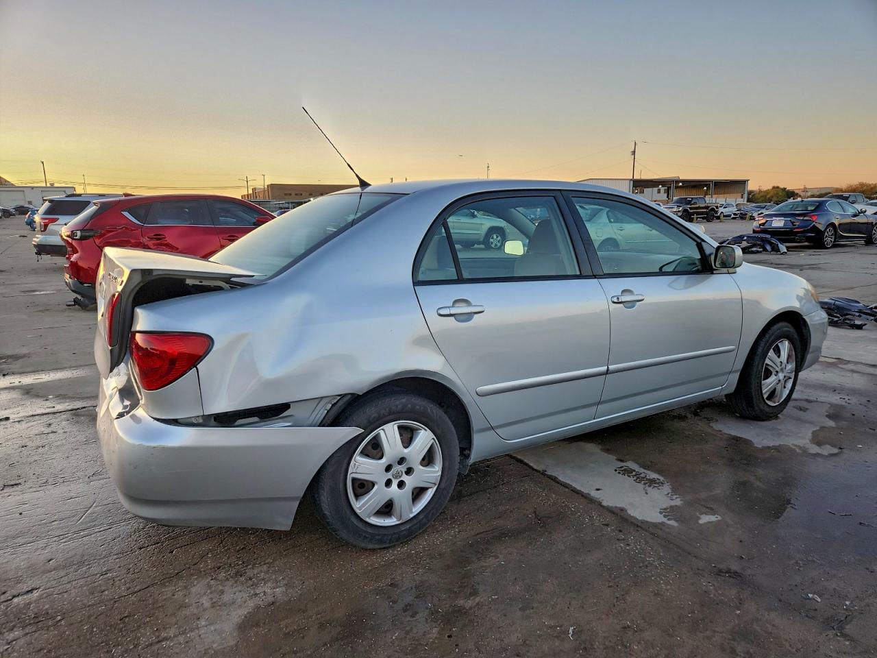 2006 TOYOTA COROLLA CE photo 3