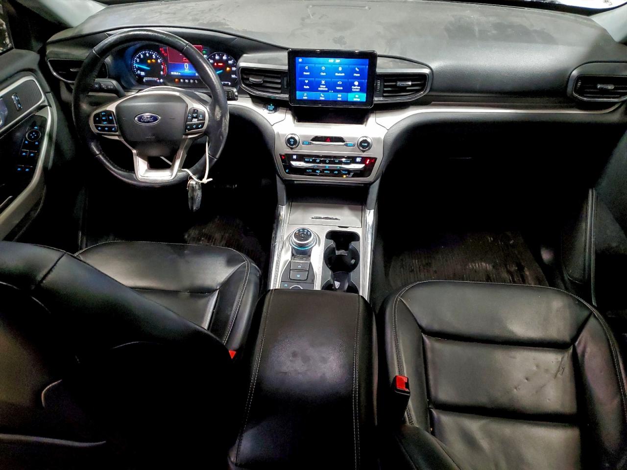 2021 FORD EXPLORER XLT photo 8