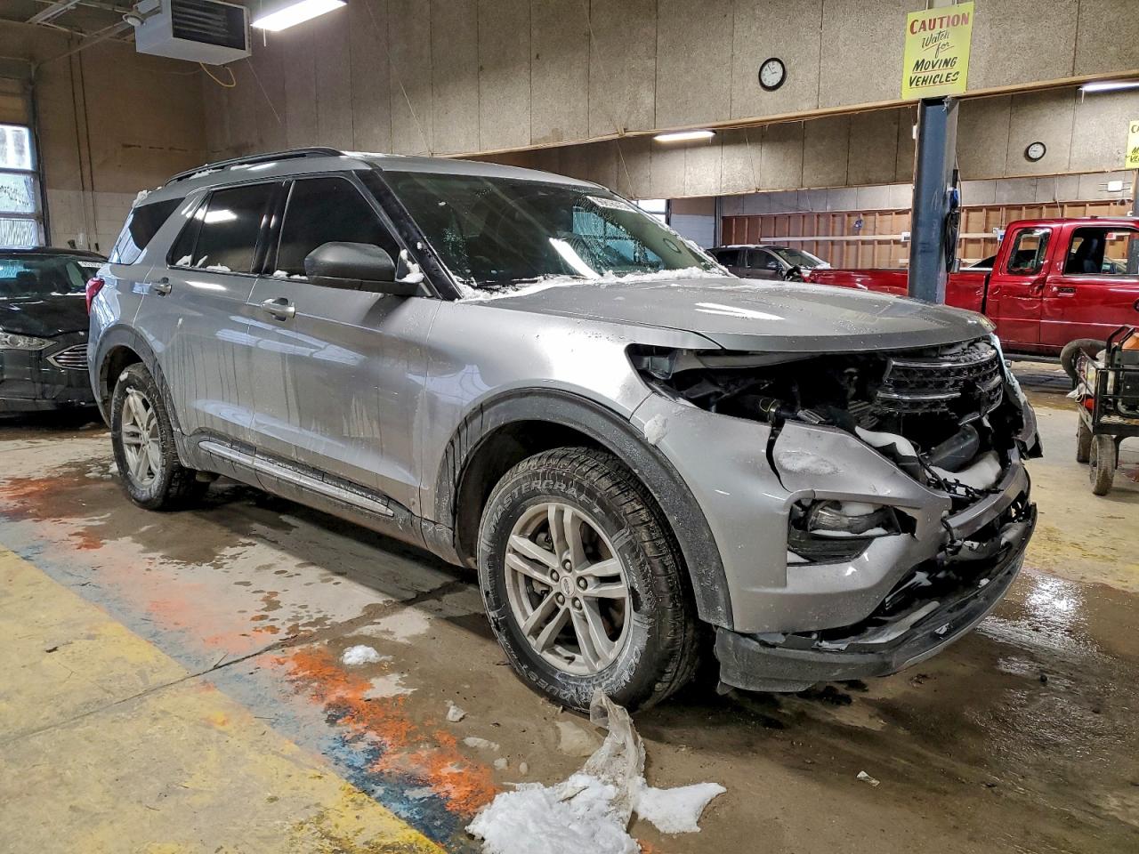 2021 FORD EXPLORER XLT photo 4