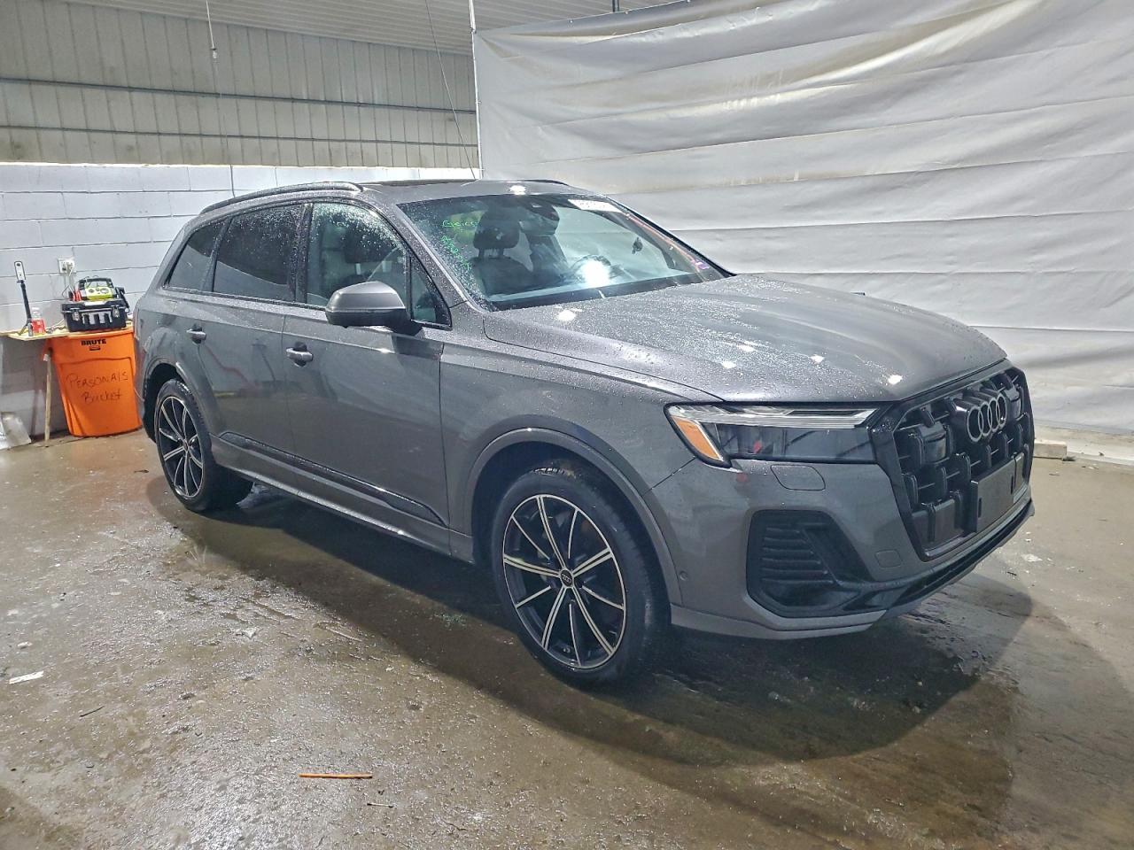 2025 AUDI Q7 PREMIUM PLUS photo 4