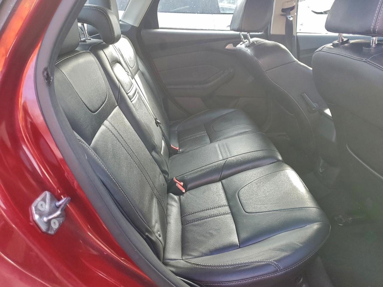 2013 FORD FOCUS SE photo 10