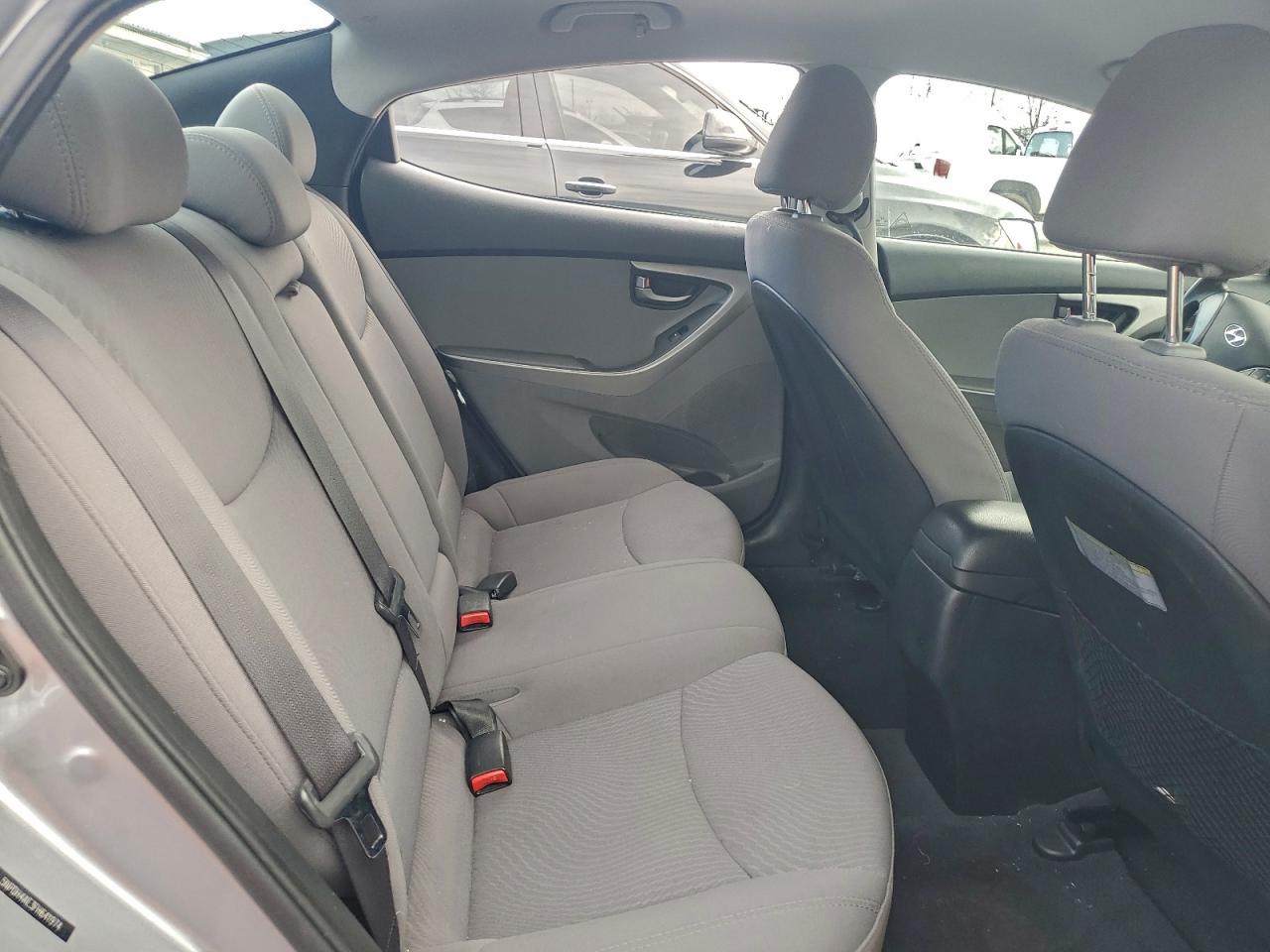 2015 HYUNDAI ELANTRA SE photo 10