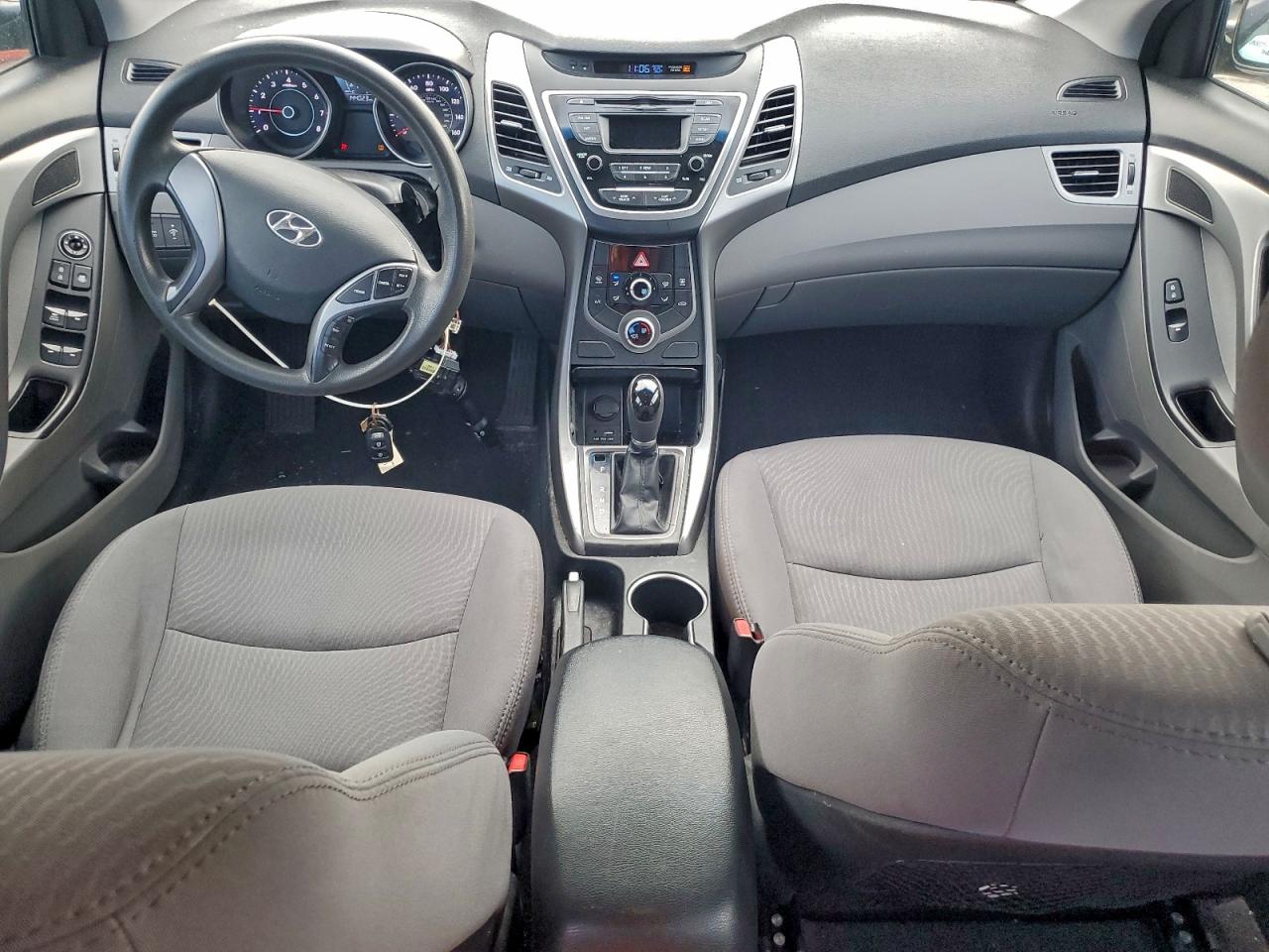 2015 HYUNDAI ELANTRA SE photo 8