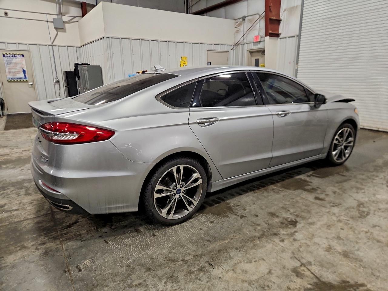 2020 FORD FUSION TITANIUM photo 3