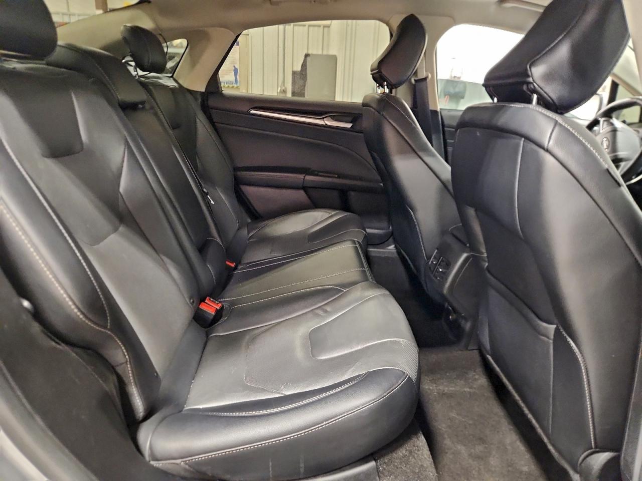 2020 FORD FUSION TITANIUM photo 10