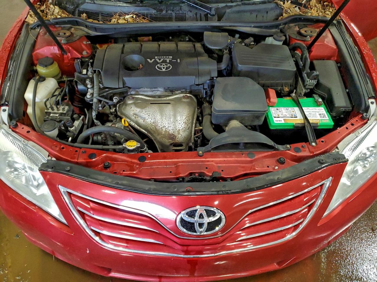 2010 TOYOTA CAMRY BASE photo 11