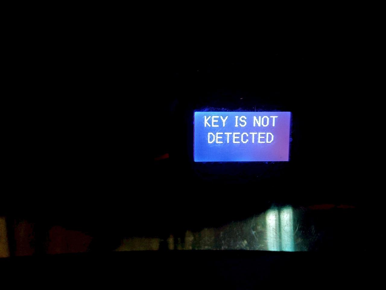 2010 TOYOTA CAMRY BASE photo 9