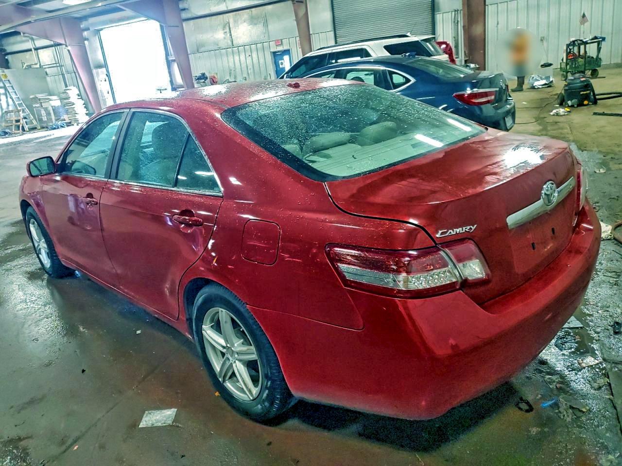 2010 TOYOTA CAMRY BASE photo 2