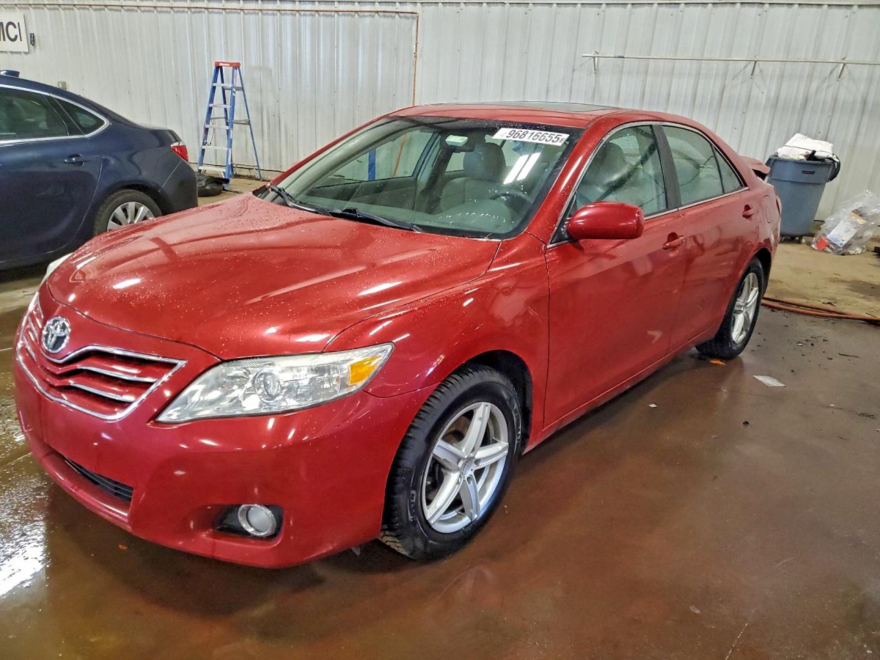 2010 TOYOTA CAMRY