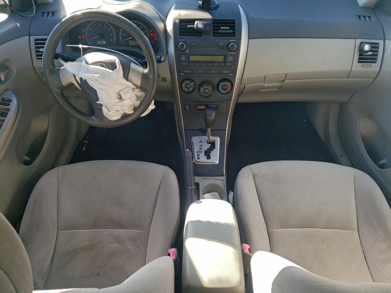 2010 TOYOTA COROLLA BASE photo 8