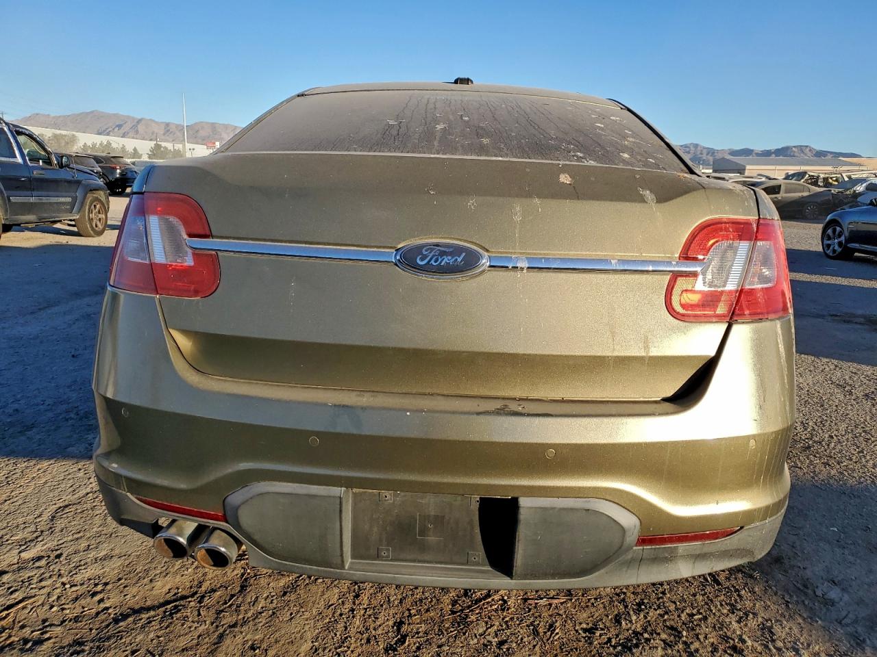 2012 FORD TAURUS SEL photo 6