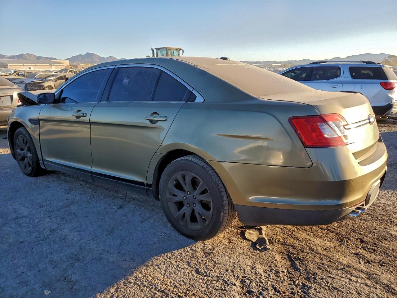 2012 FORD TAURUS SEL photo 2