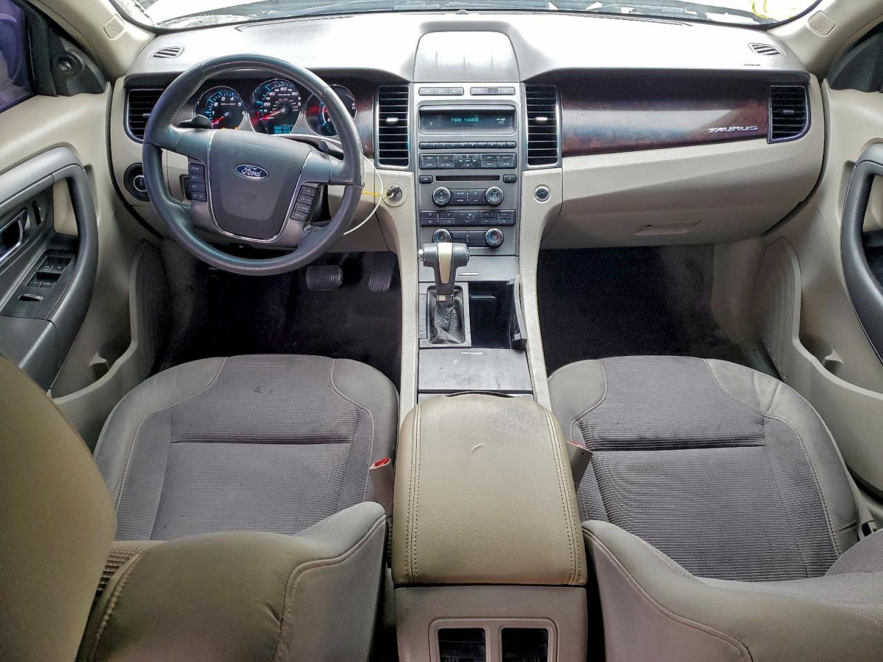 2012 FORD TAURUS SEL photo 8