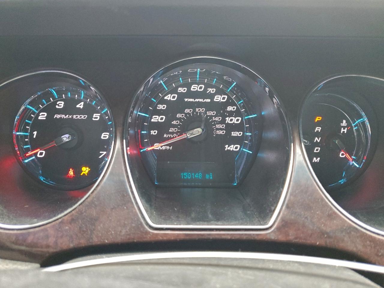 2012 FORD TAURUS SEL photo 9