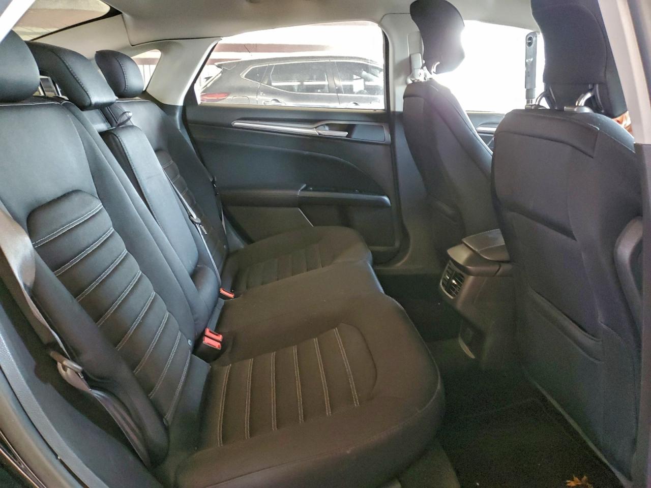 2014 FORD FUSION SE photo 10