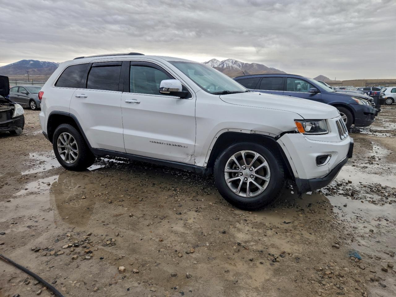 2015 JEEP GRAND CHEROKEE LIMITED photo 4