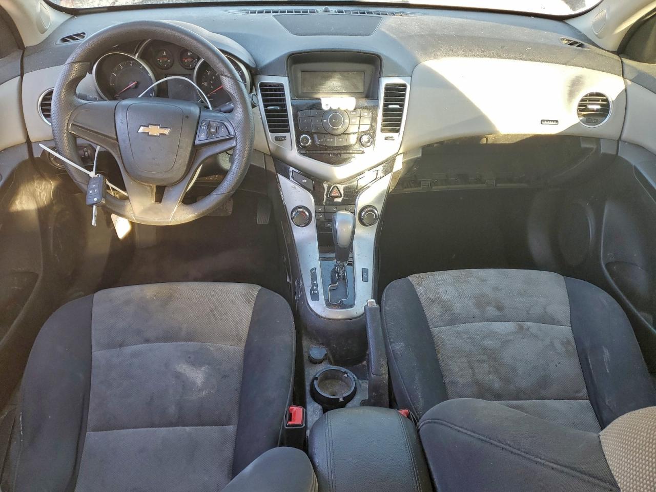 2016 CHEVROLET CRUZE LIMITED LS photo 8
