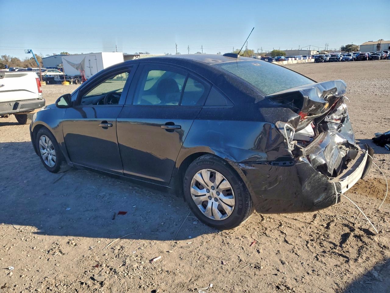 2016 CHEVROLET CRUZE LIMITED LS photo 2