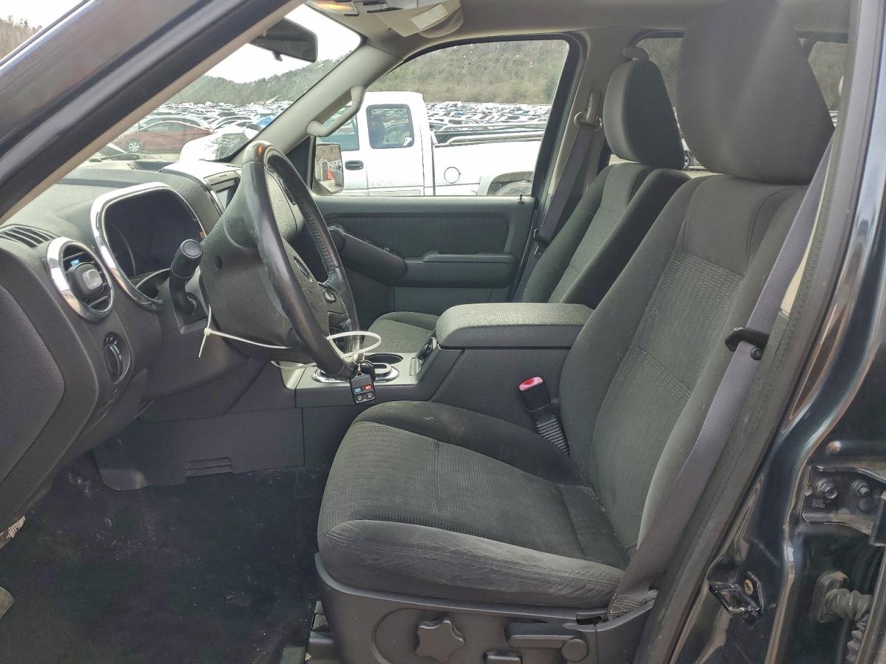 2009 FORD EXPLORER XLT photo 7