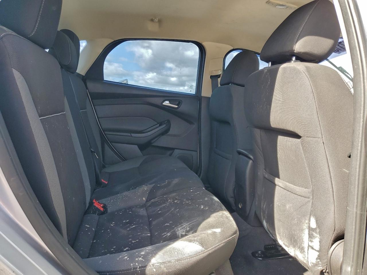 2013 FORD FOCUS SE photo 10
