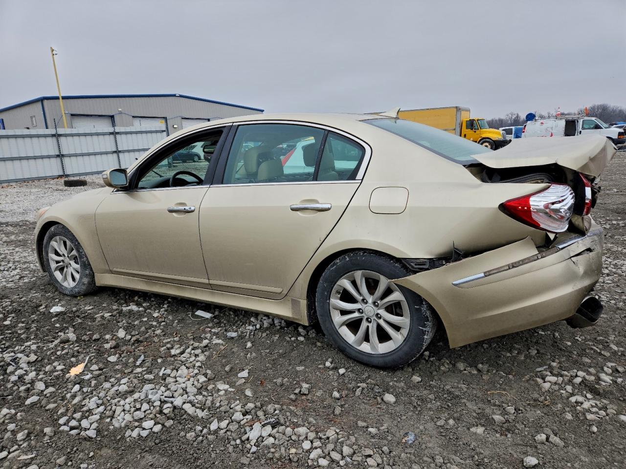 2012 HYUNDAI GENESIS 3.8L photo 2