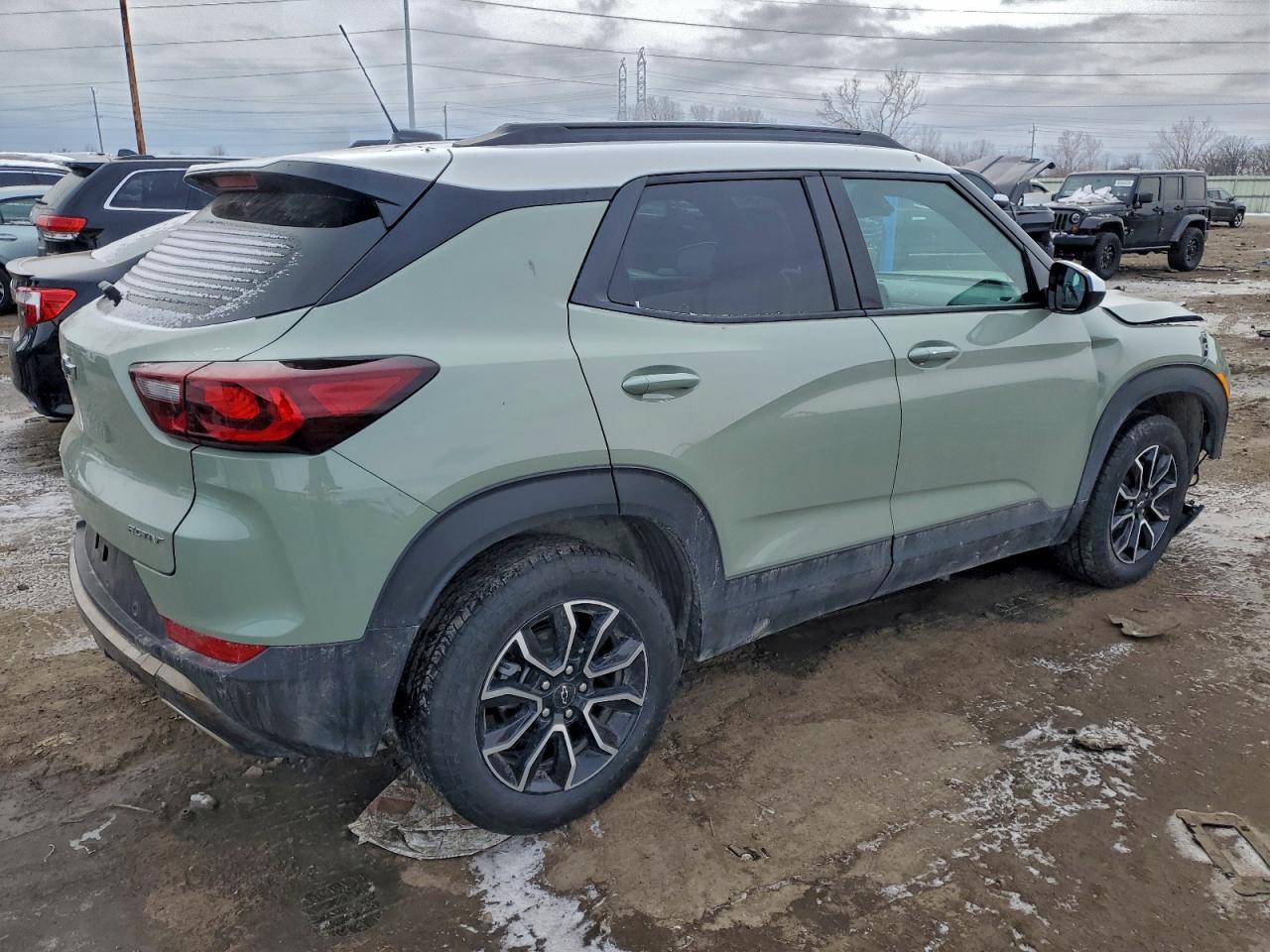 2025 CHEVROLET TRAILBLAZER ACTIV photo 3