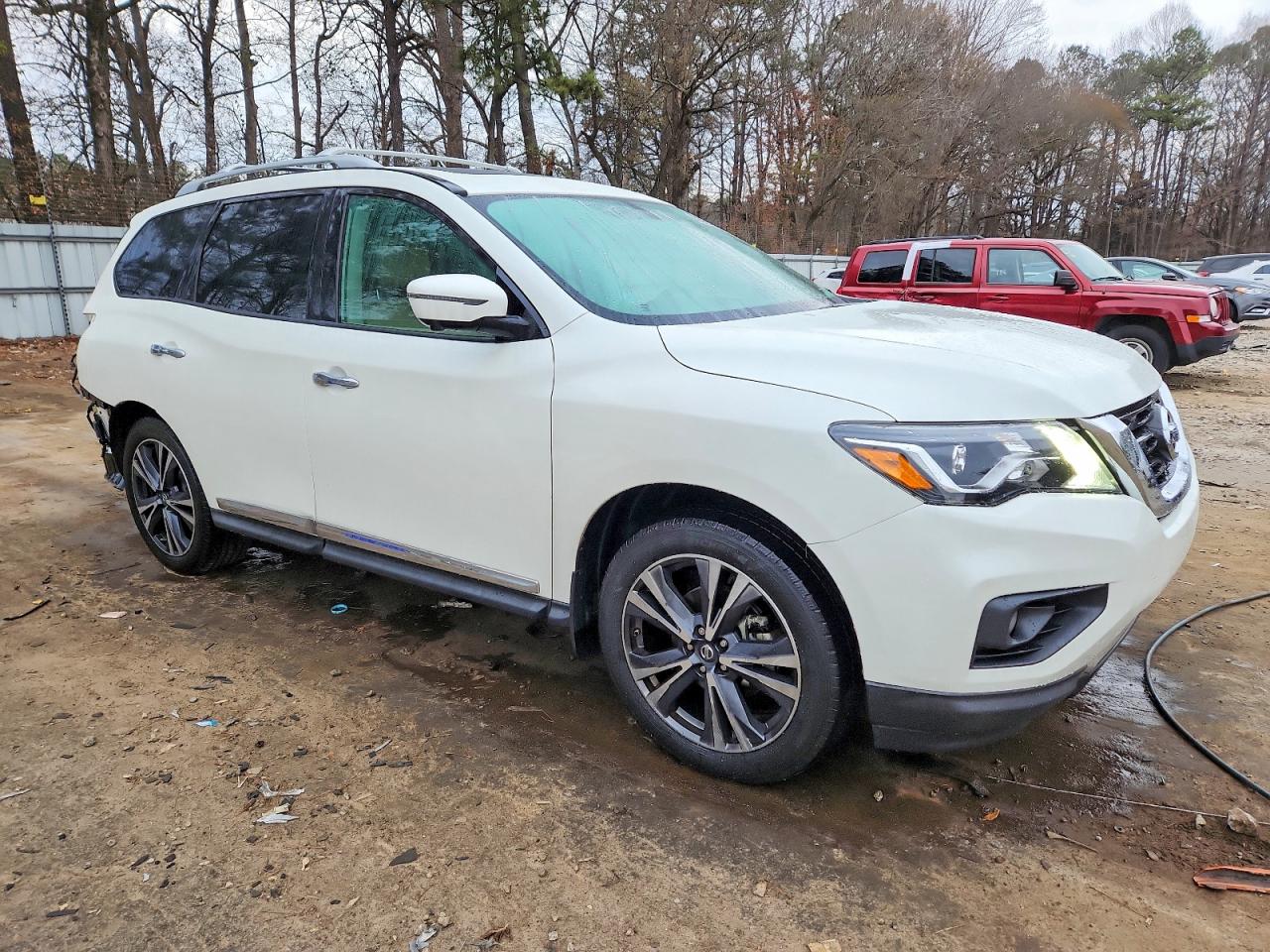 2017 NISSAN PATHFINDER S photo 4