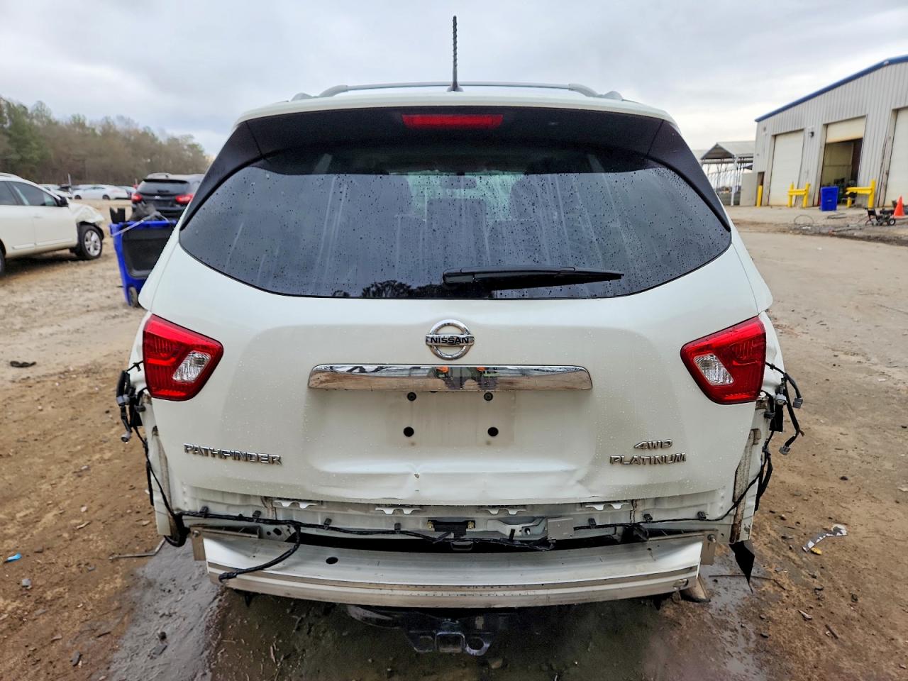 2017 NISSAN PATHFINDER S photo 6