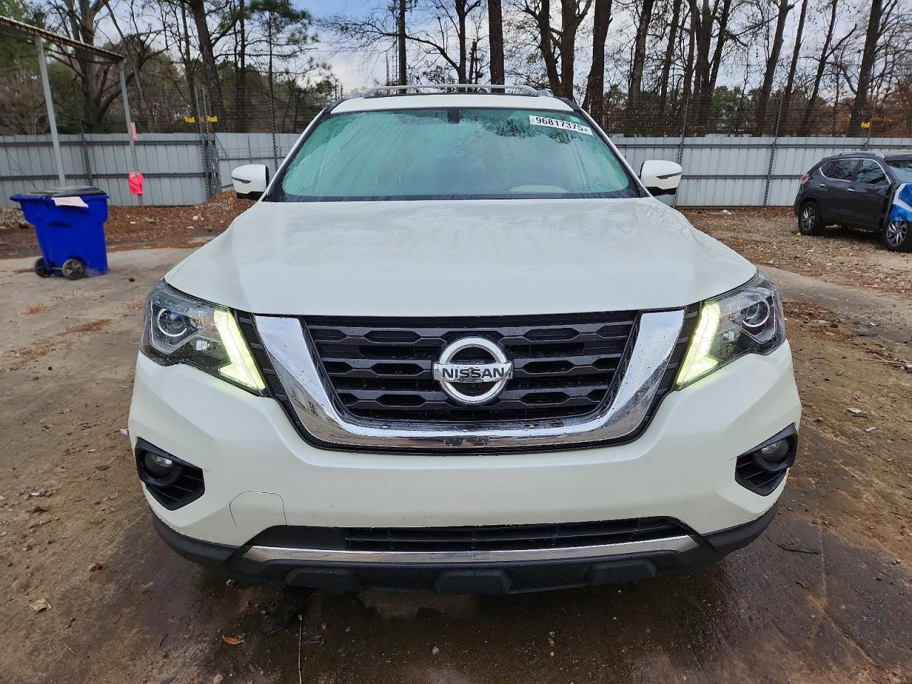 2017 NISSAN PATHFINDER S photo 5