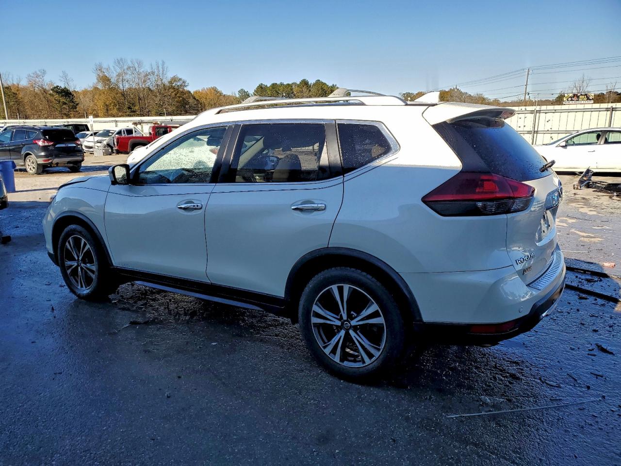 2019 NISSAN ROGUE S photo 2