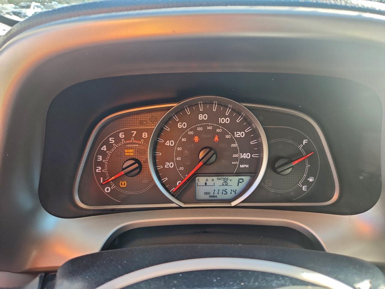 2015 TOYOTA RAV4 XLE photo 9