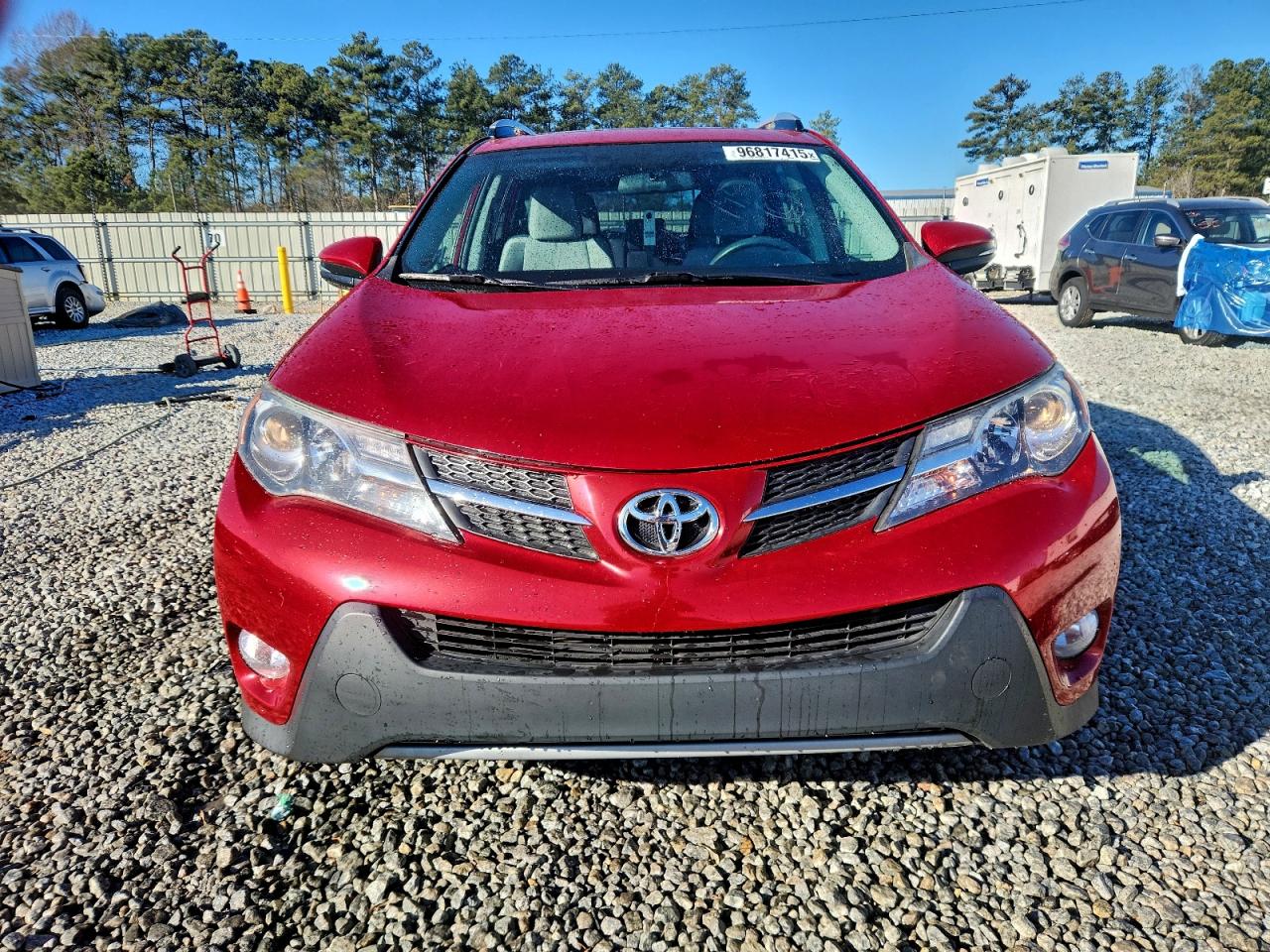 2015 TOYOTA RAV4 XLE photo 5