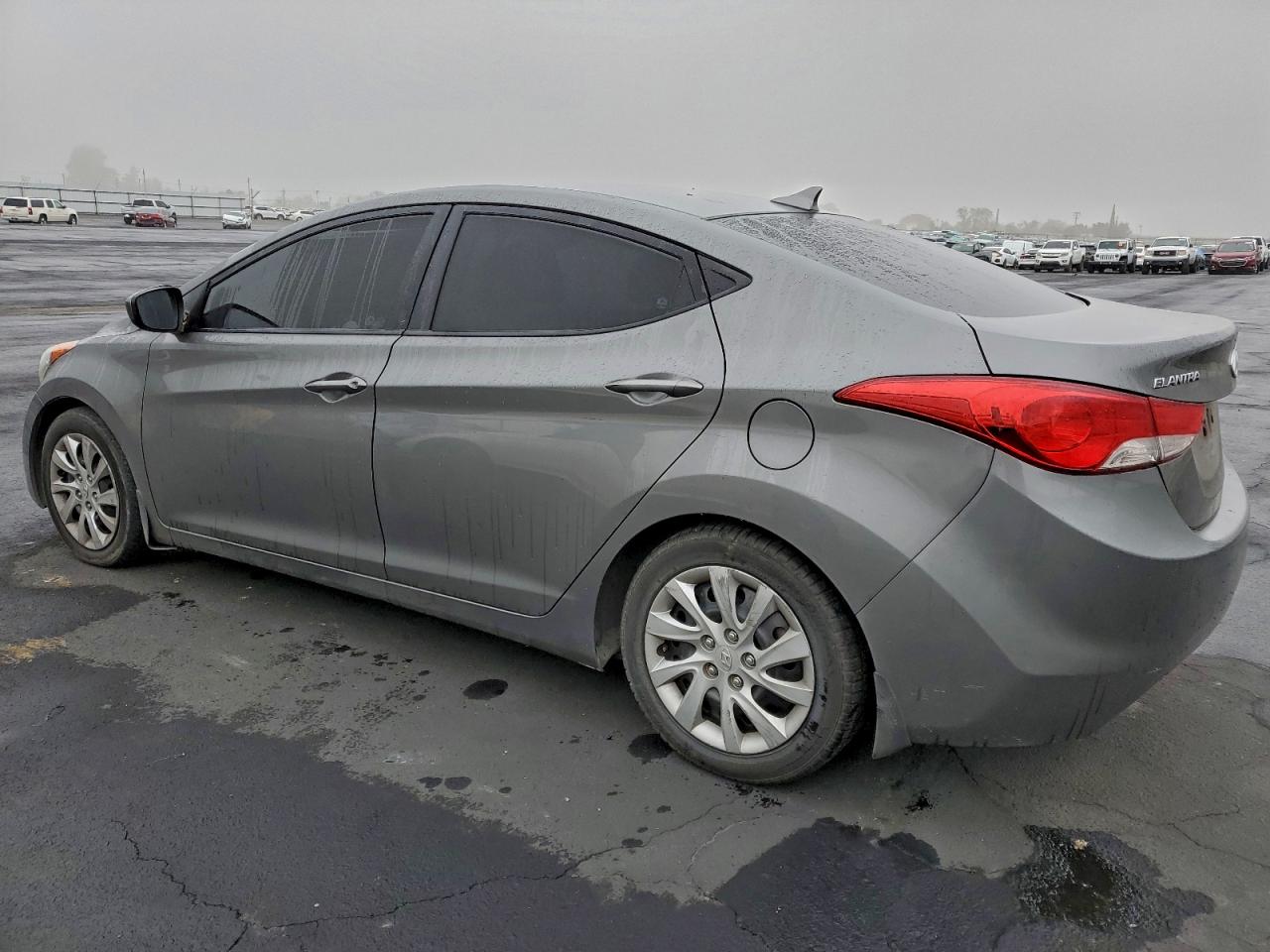 2013 HYUNDAI ELANTRA GLS photo 2