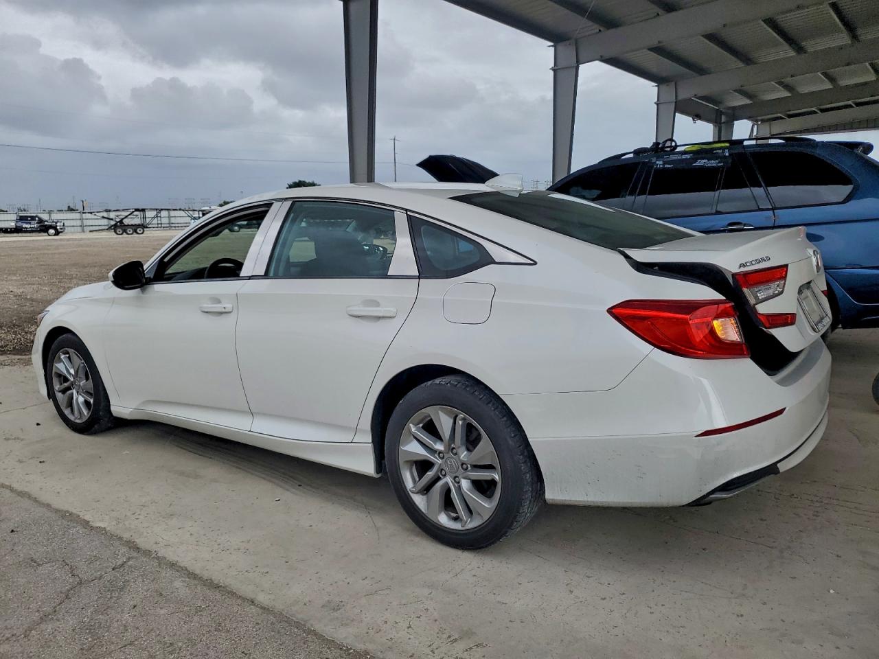 2020 HONDA ACCORD LX photo 2