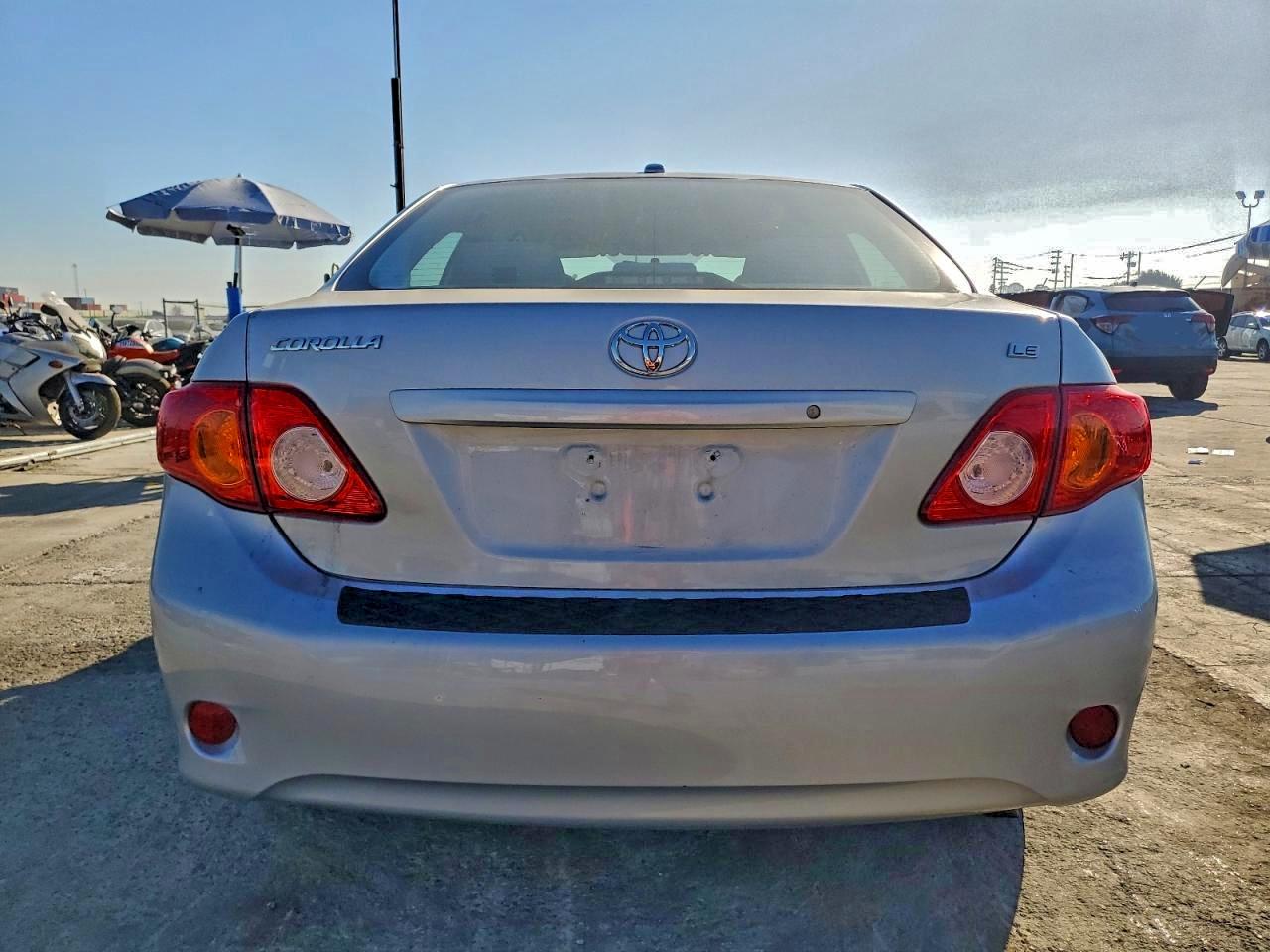 2010 TOYOTA COROLLA BASE photo 6